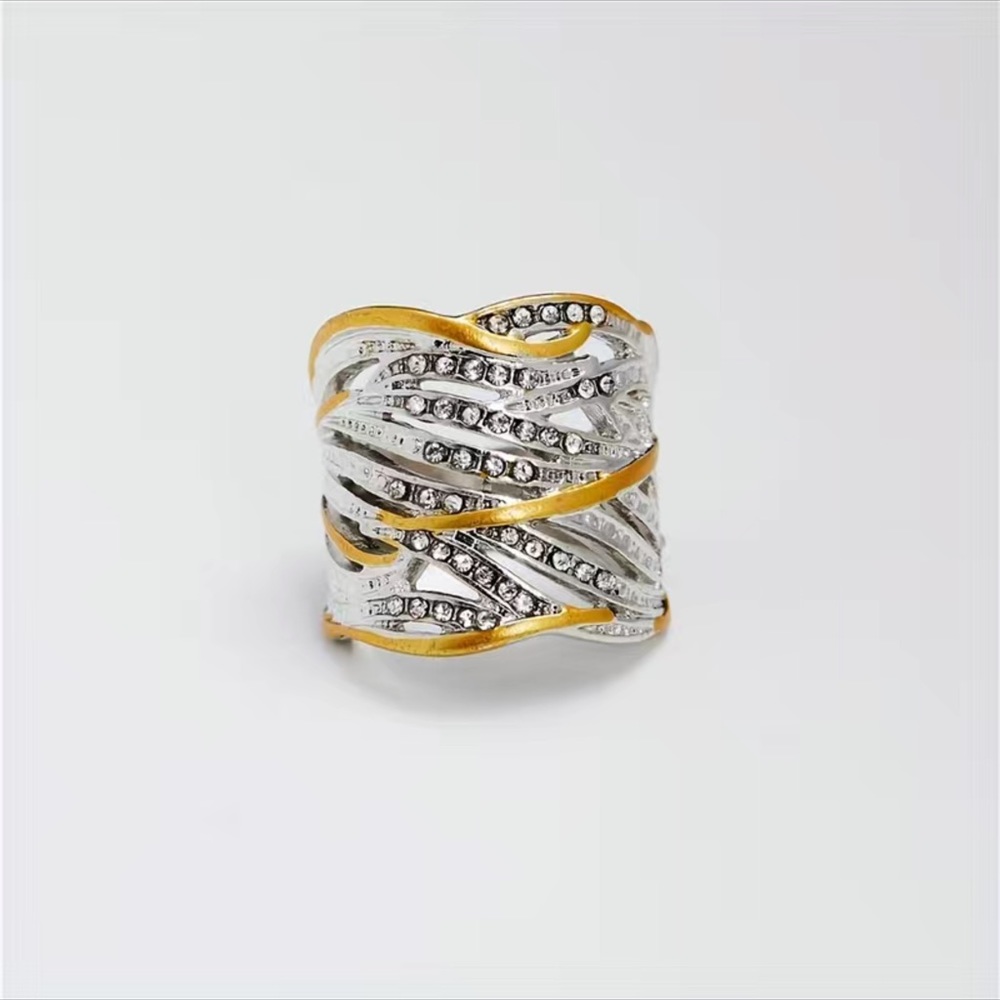 HOLLOW OUT BAND RING - Picture 13 of 15